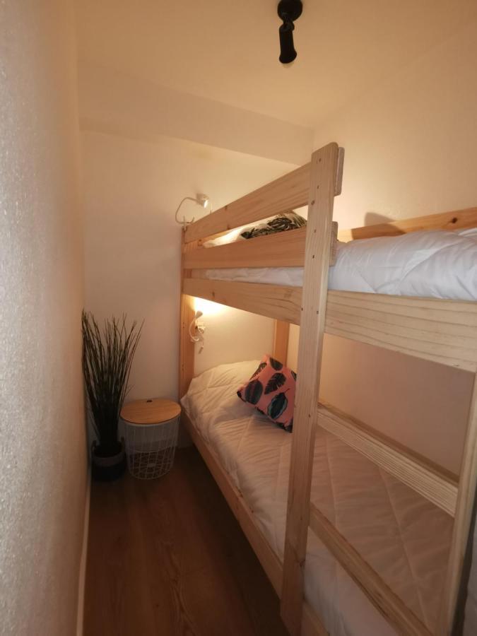 Cosy Duplex For 4 In Giens With Parking *