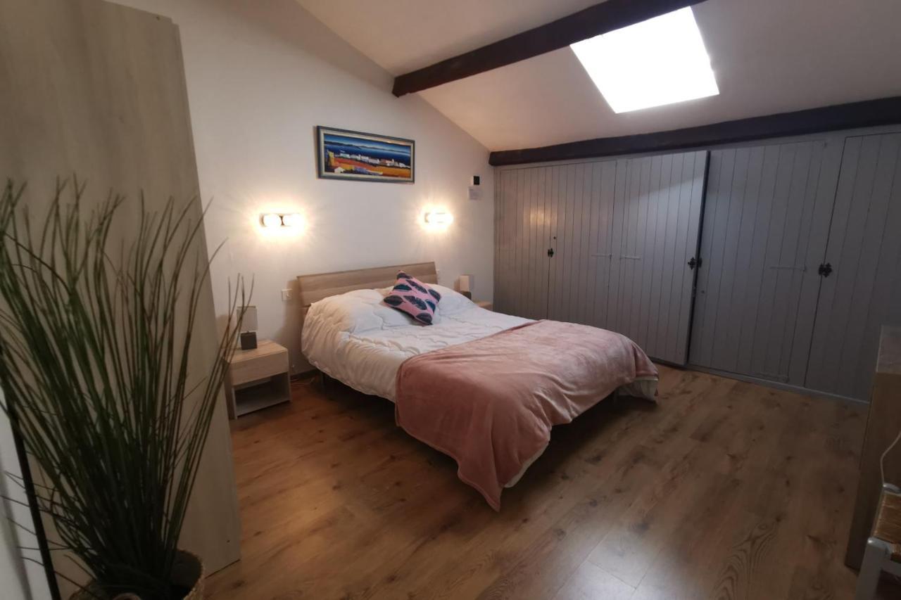 Cosy Duplex For 4 In Giens With Parking *